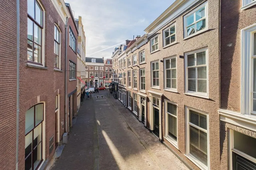 Appartement Shiraz Haag